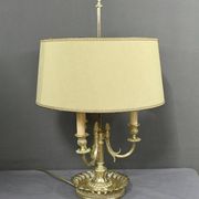 Large Bouillotte Lamp in Gilt Bronze, Louis XVI style – first half of the 20th century