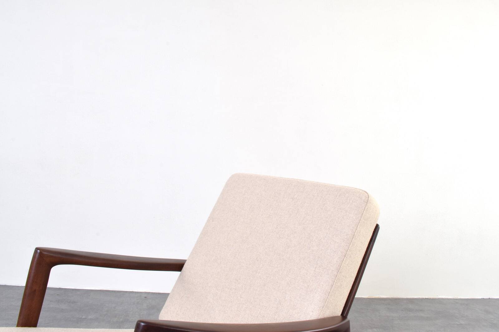 Mid-Century Stefan Lounge Chair, 1960s