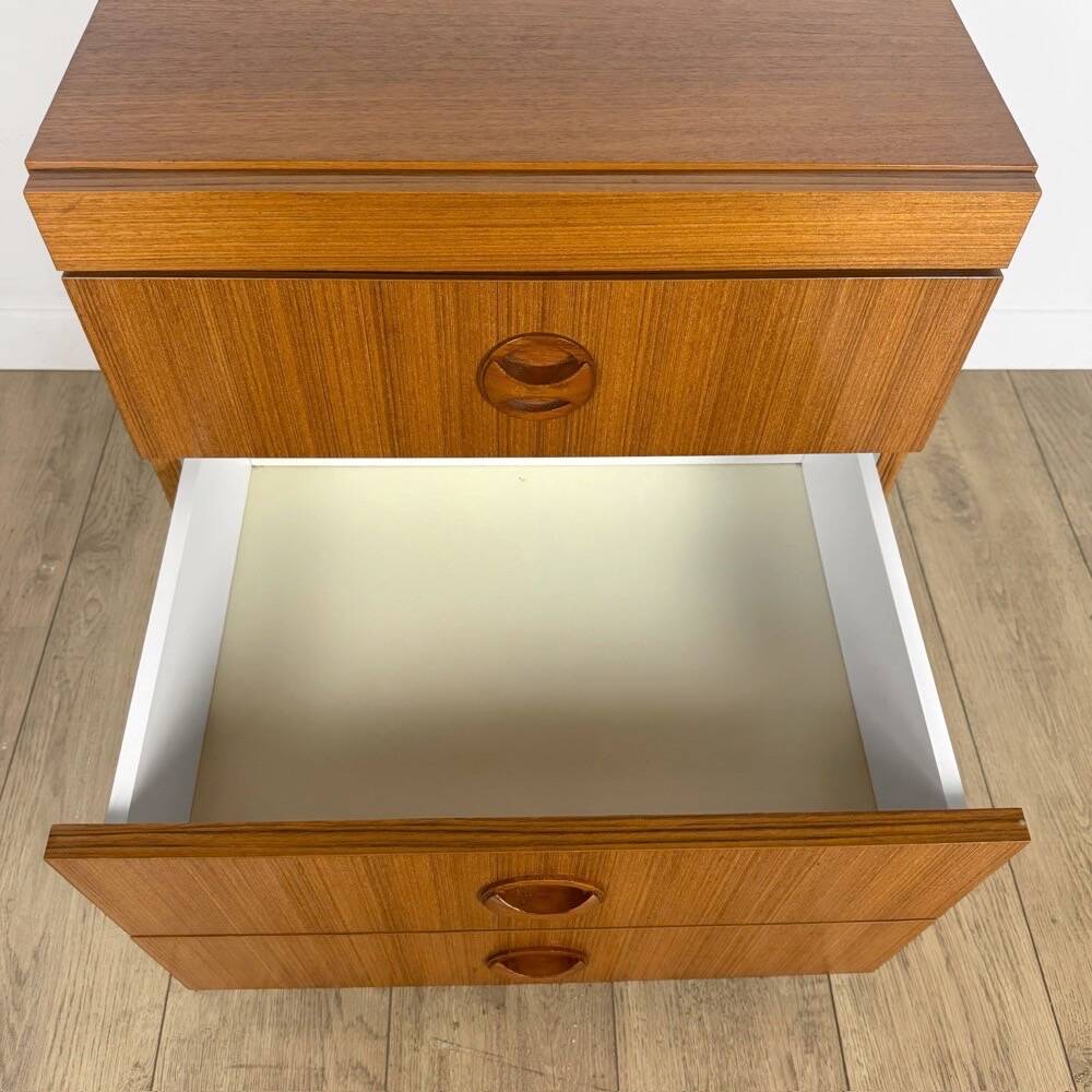 Danish teak veneer chest of drawers from the 1970s.