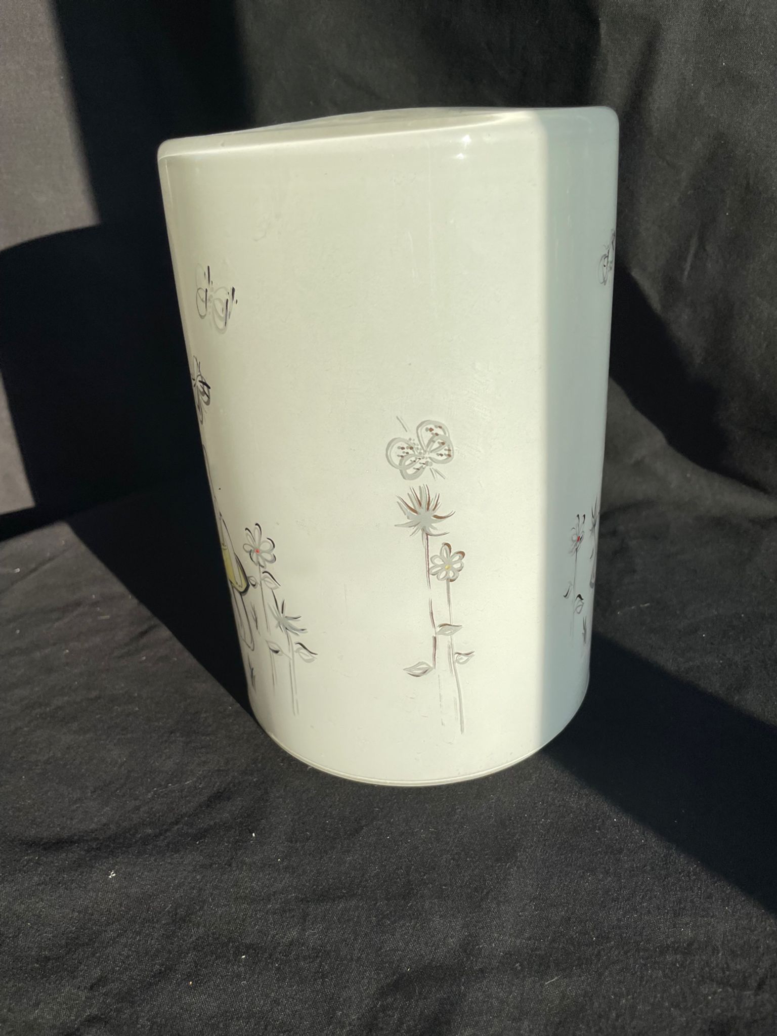 Vintage lamp, white glass, hand painted