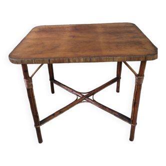 Rattan table