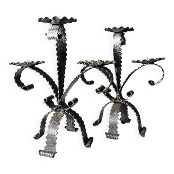 Paire de chandeliers en ferronnerie artisanale