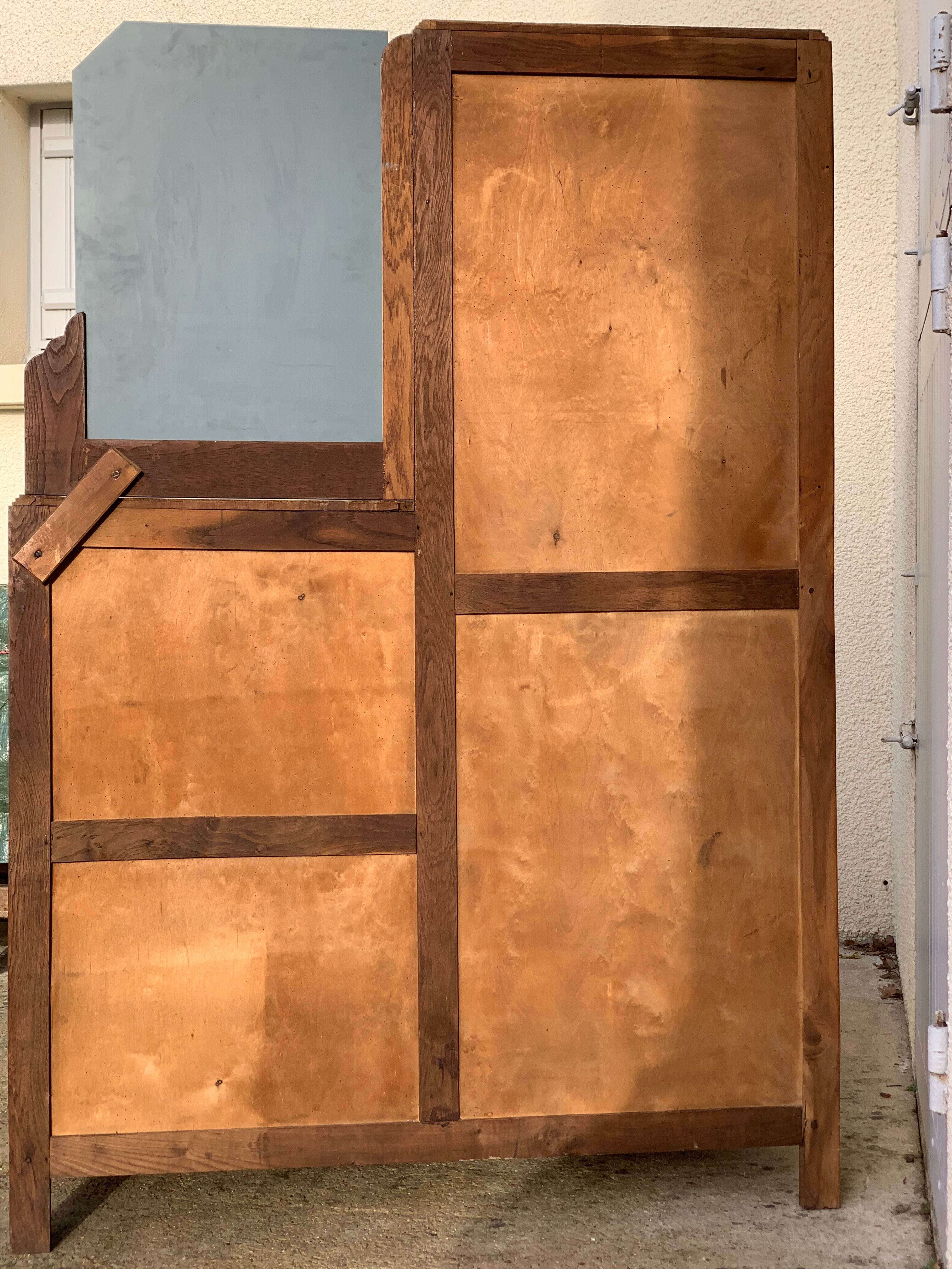 1930 asymmetrical Parisian wardrobe