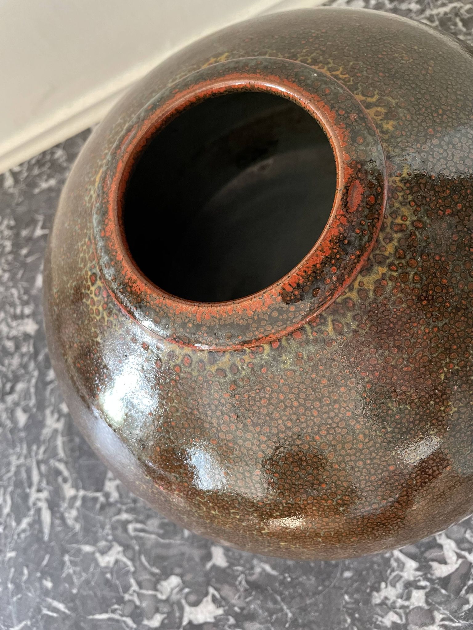 Vase émaillé