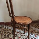 Suite de 5 chaises bistrot