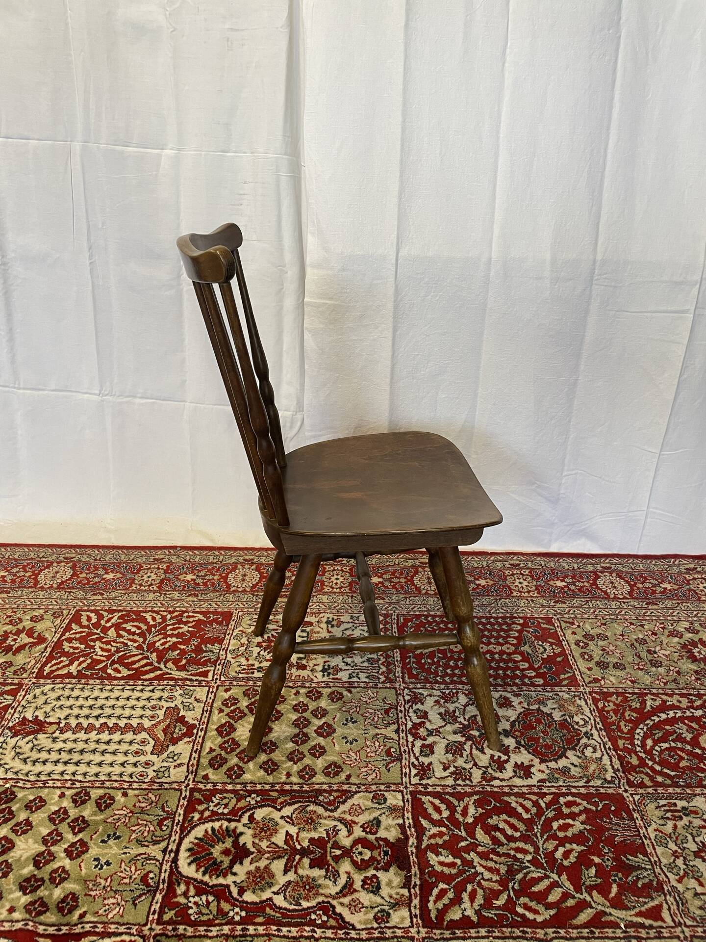Chaise vintage Baumann modèle Tacoma en bois