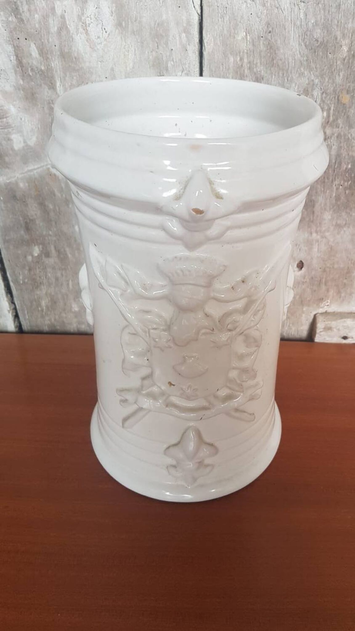 Old White Ceramic Vase Vintage Coat of Arms Decor #A697