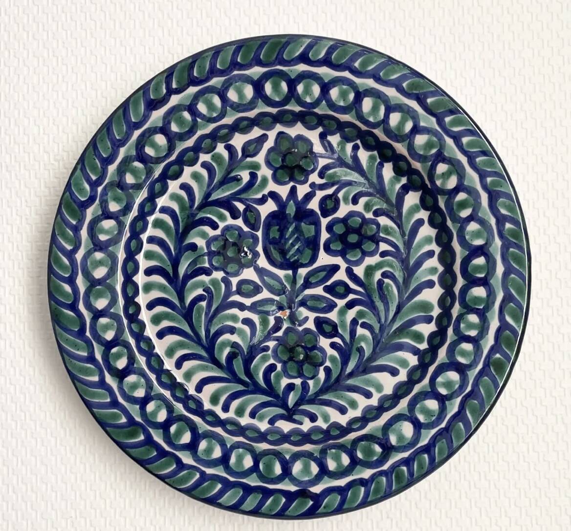 Fajalauza enamelled flat plate
