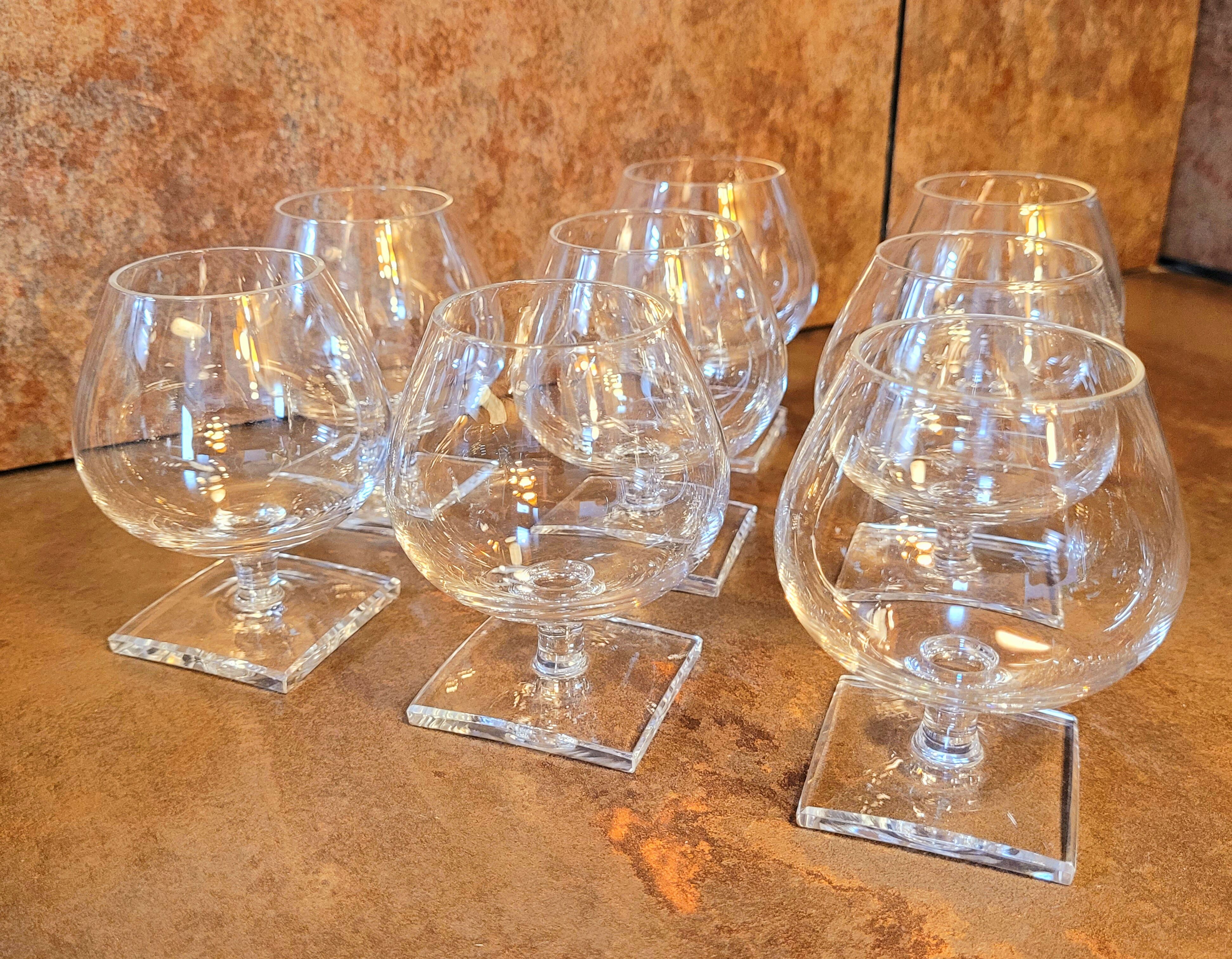 Eight vintage vintage crystal glasses
