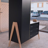 Asymmetrical cabinet