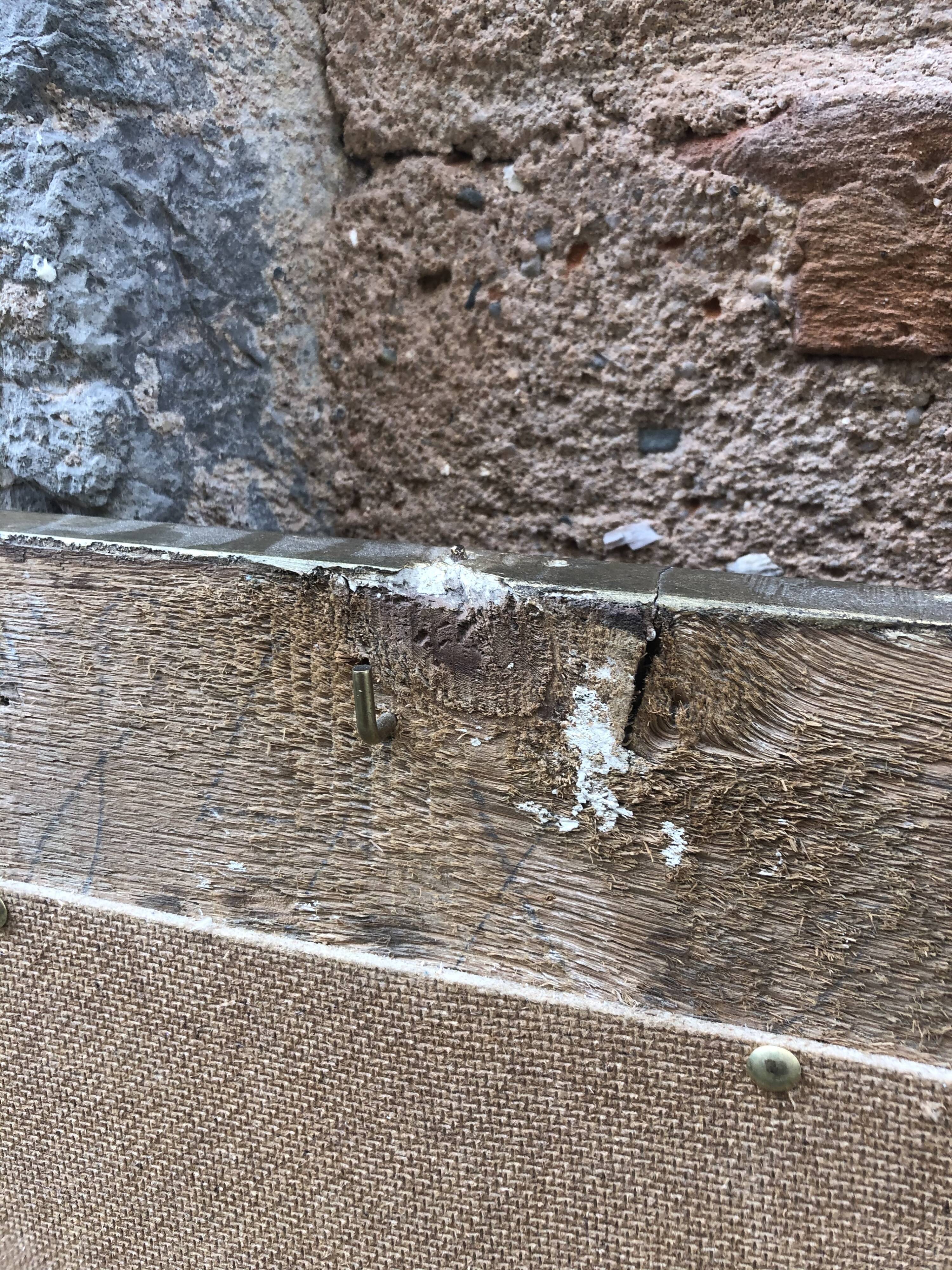 Golden mirror 103x74cm