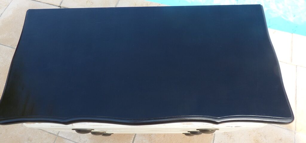 Chest of drawers style three drawers in solid wood