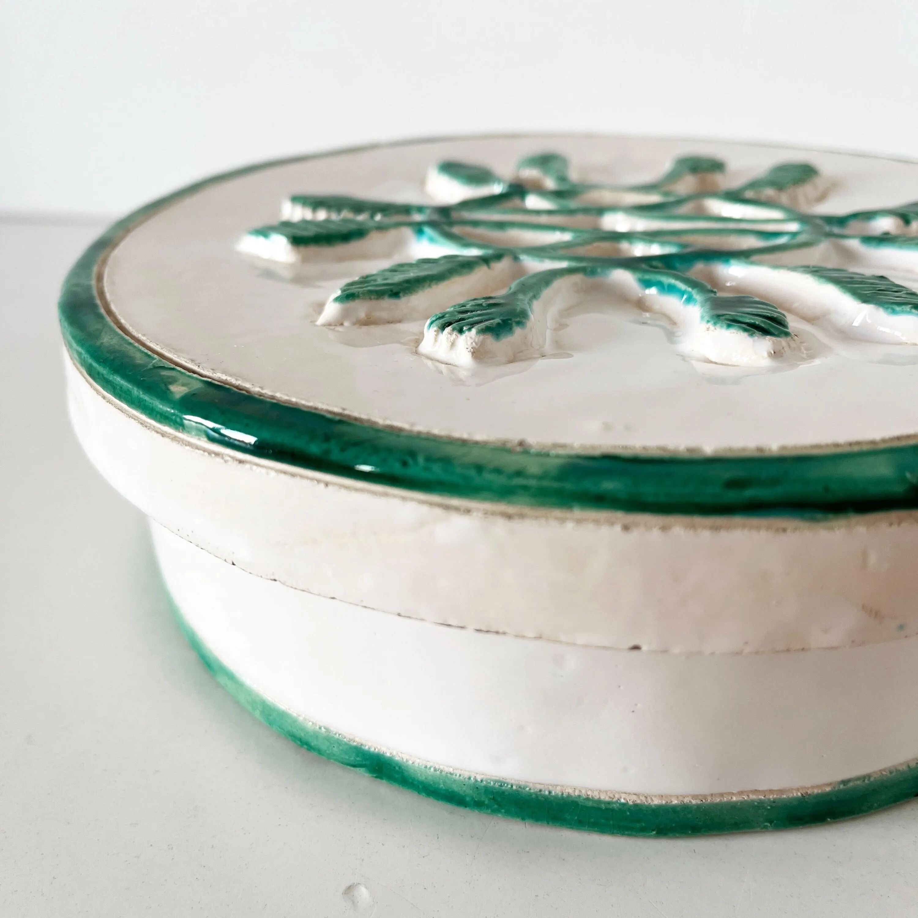1950s embossed ceramic box
