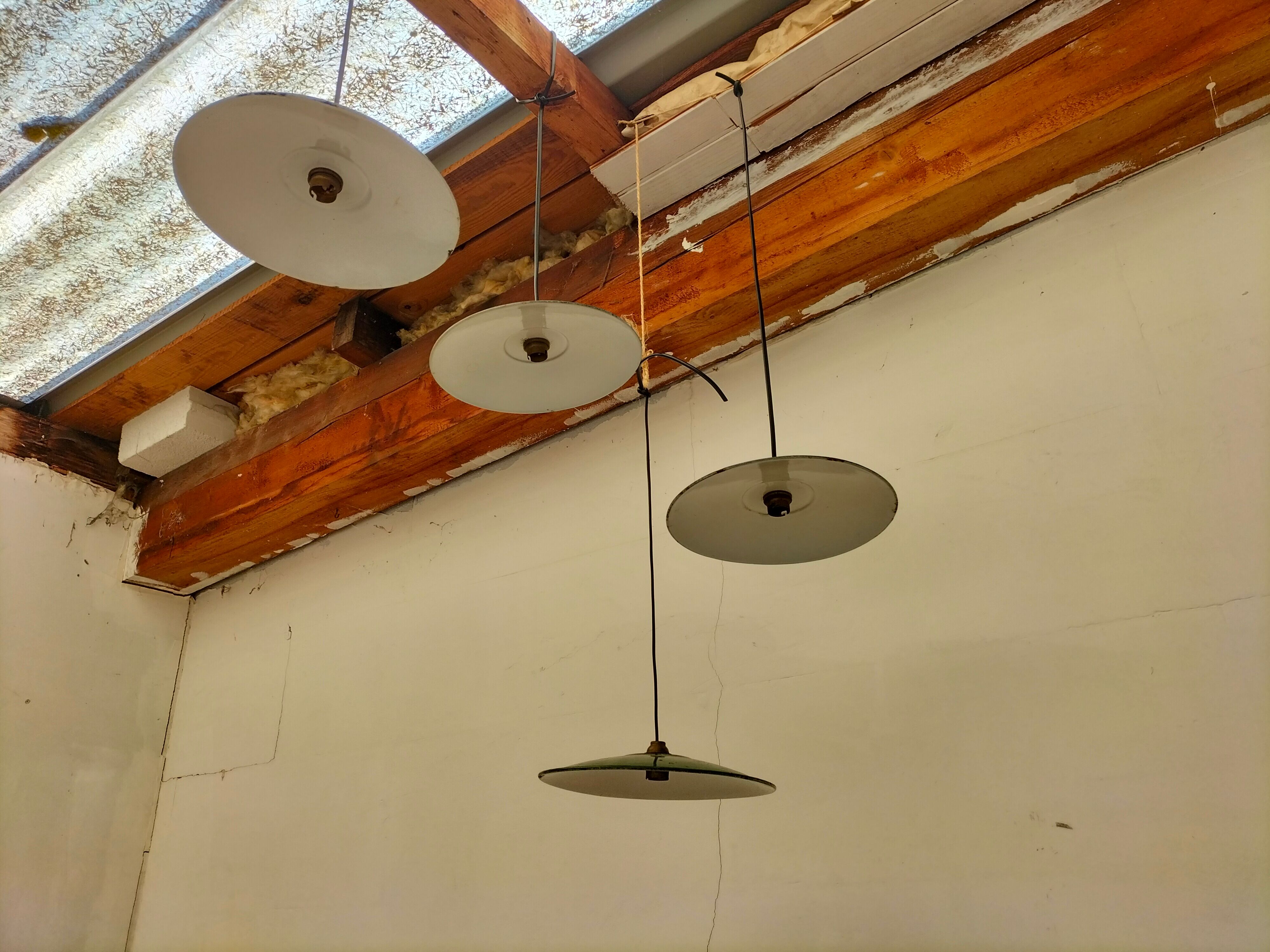 Set of 4 old pendant lamps