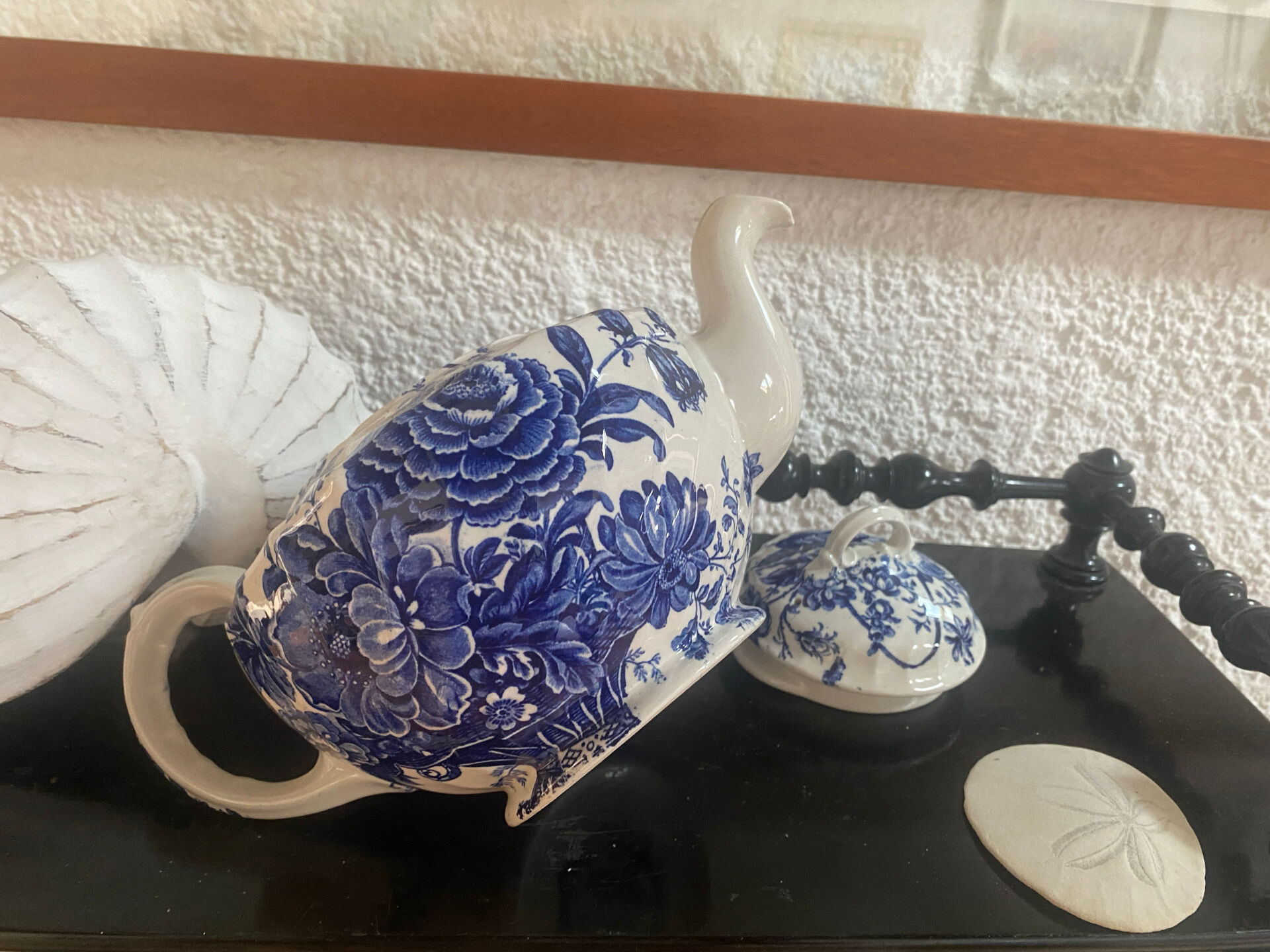 Théière en ironstone Royal Crownford Burleigh