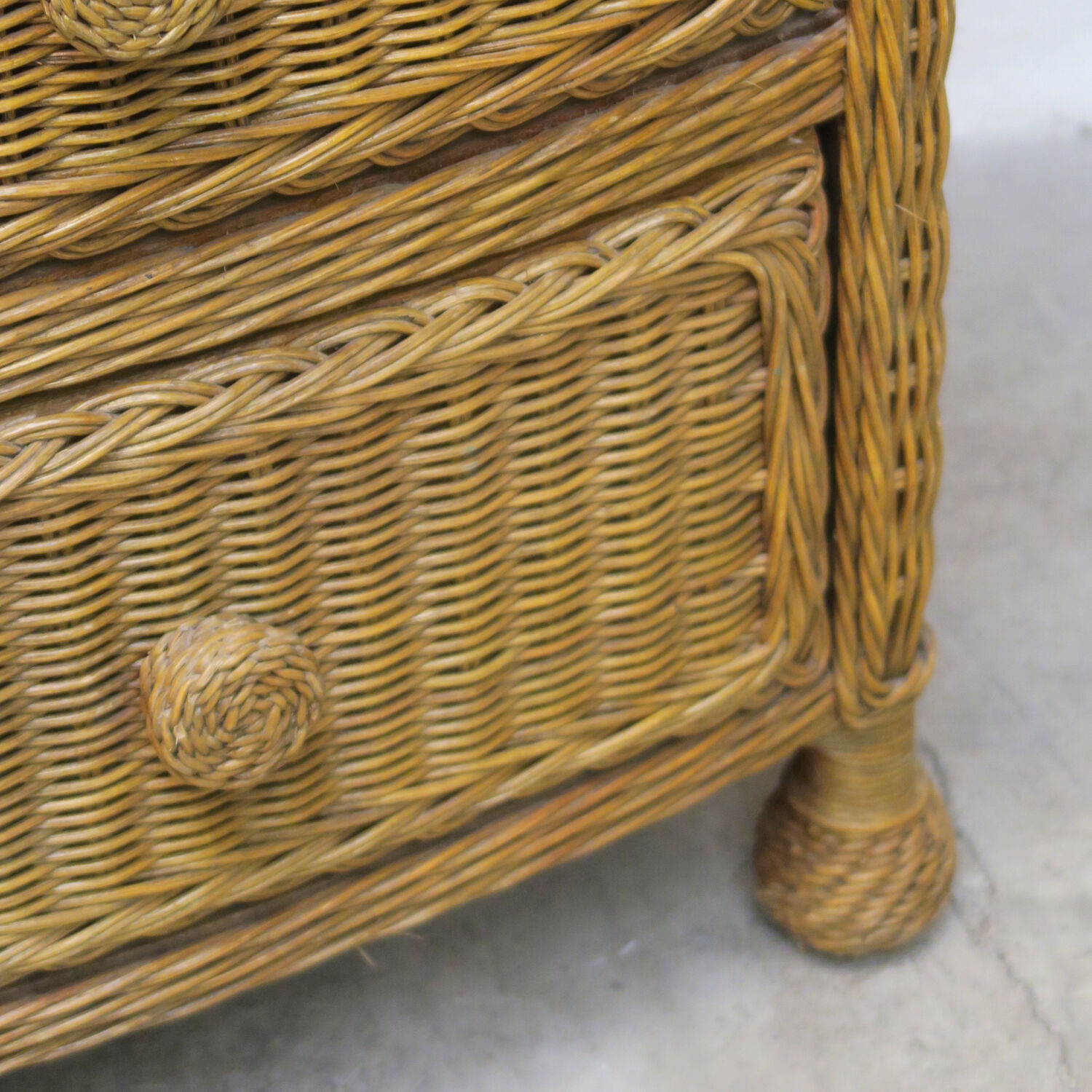 Chest of draweers  in braided rattan