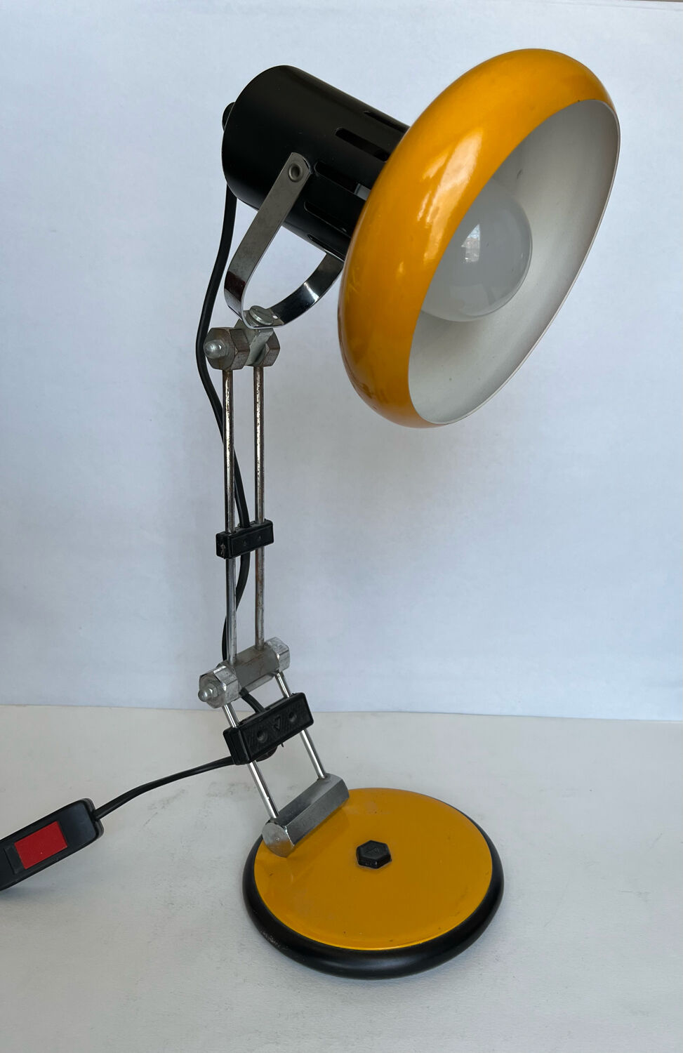 Vintage articulated lamp