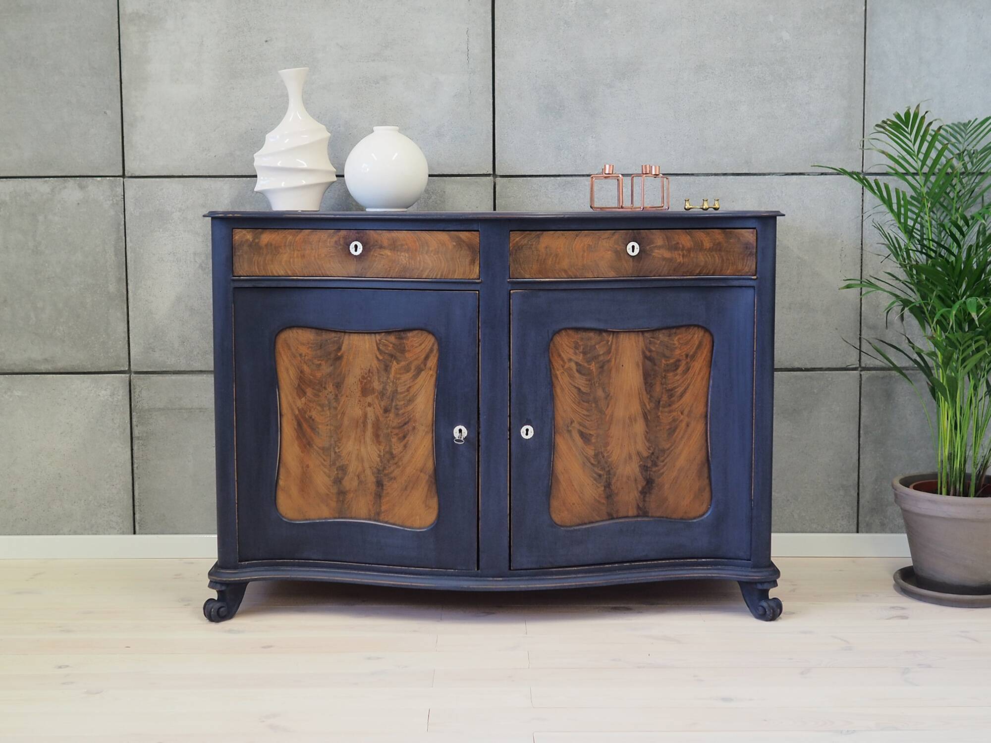 Dresser, French design, 1940s, production: France