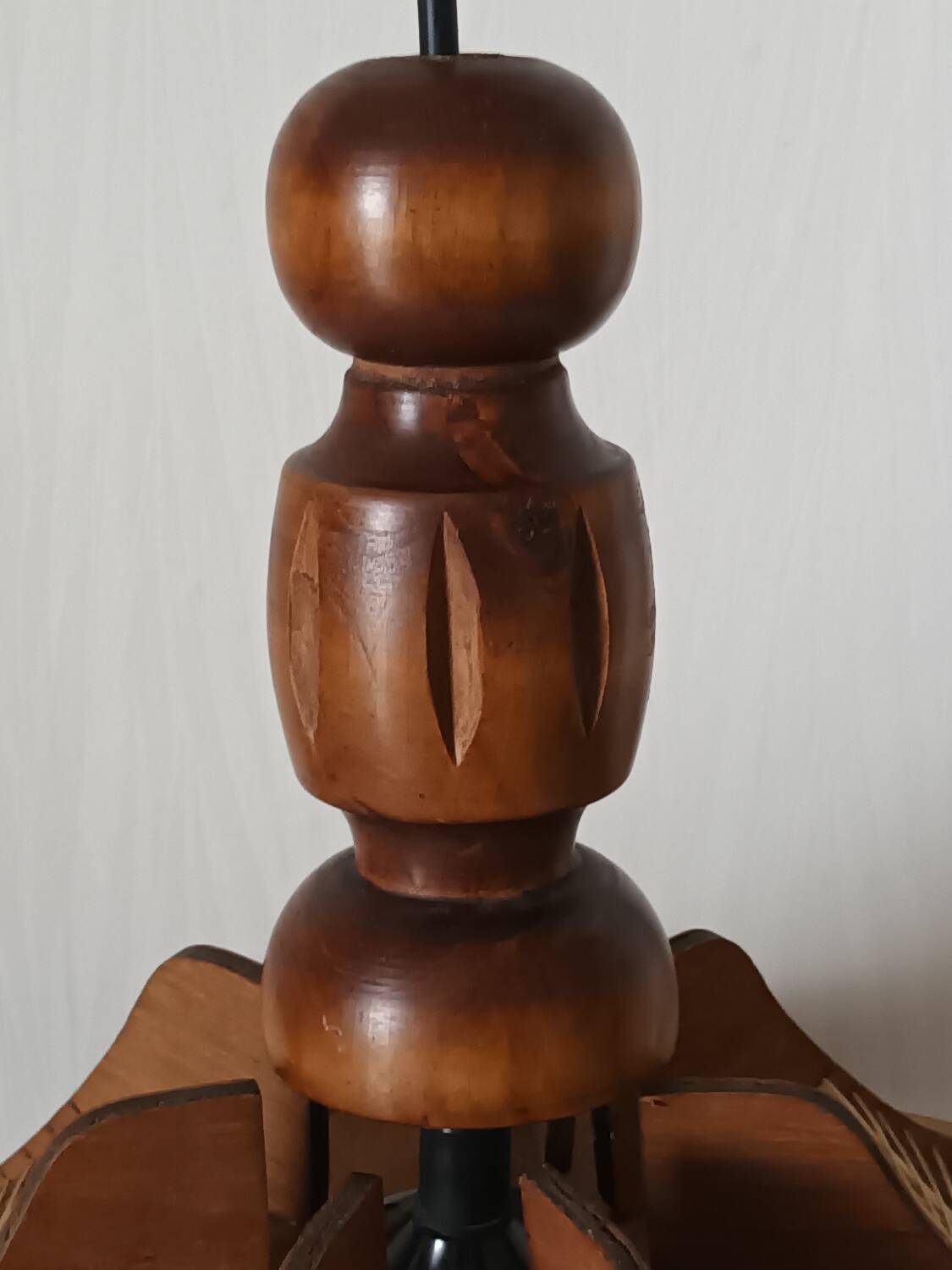 Scandinavian vintage wire pendant light