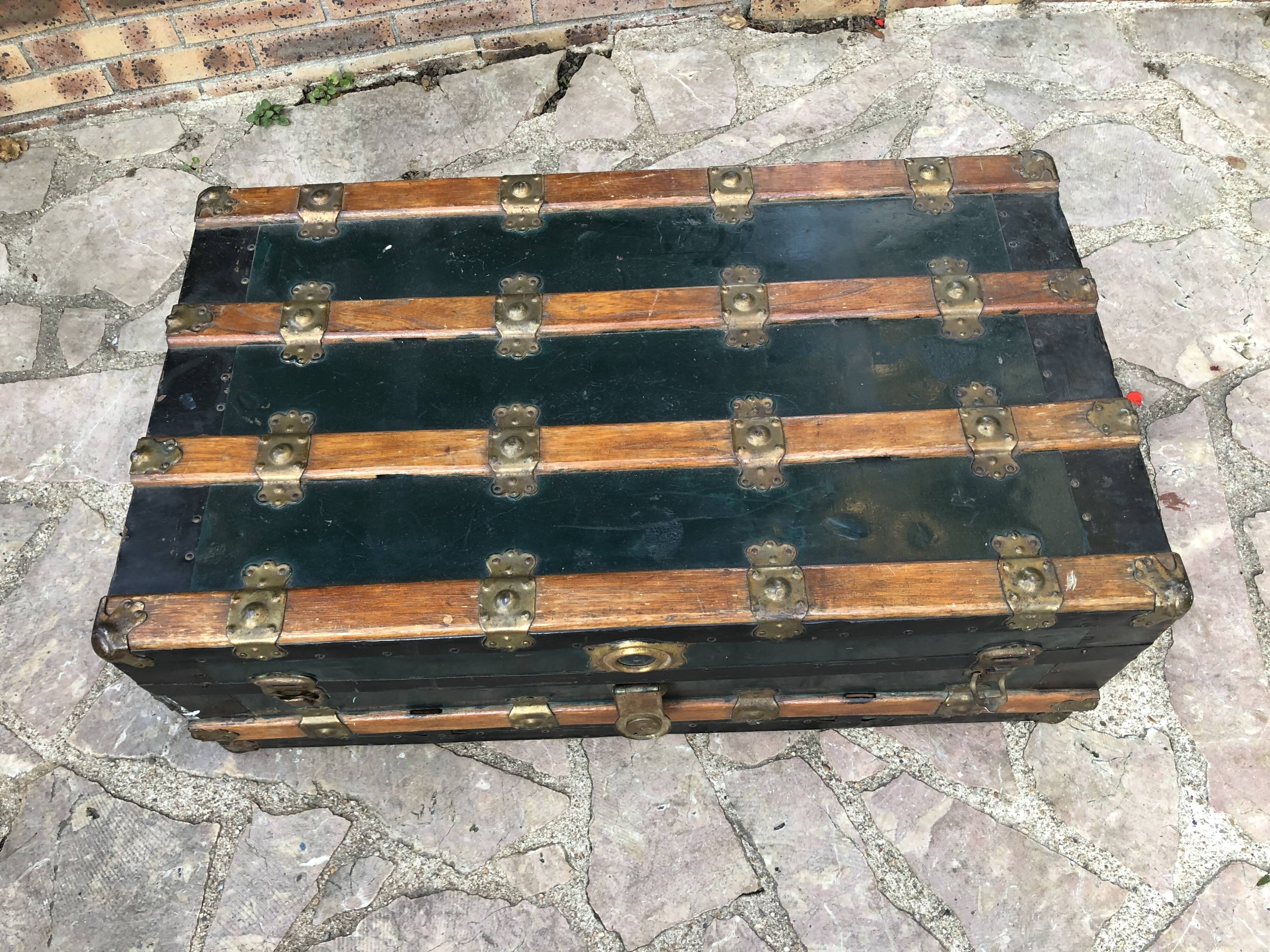Metal and wood trunk