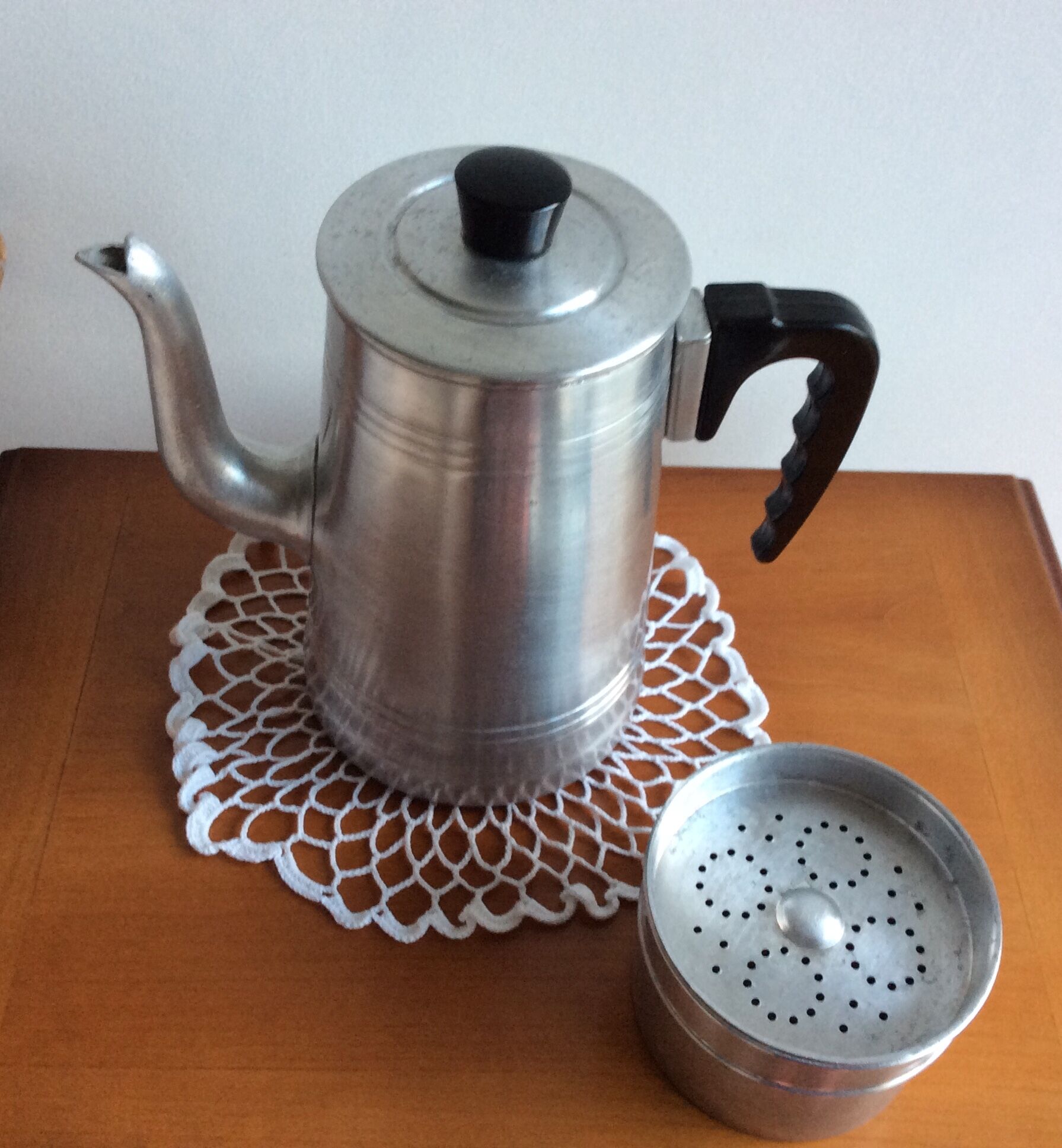 Old complete aluminum coffee maker le trèfle bakelite handle