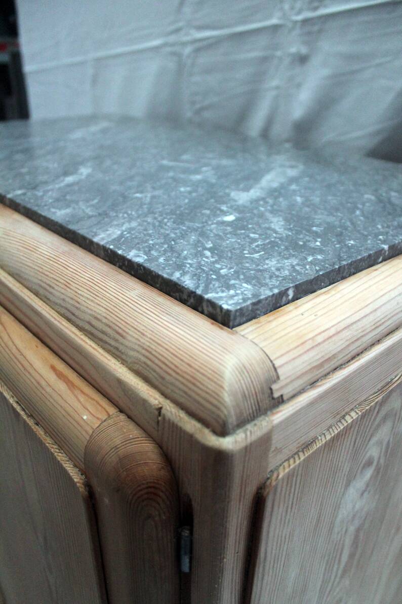 Low mado buffet, marble top, sanded