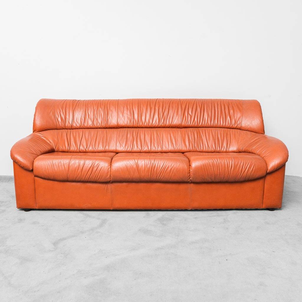 Divano vintage a 3 posti en pelle design anni '70 modernariato