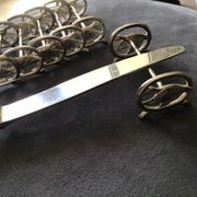Wild goose knife holder