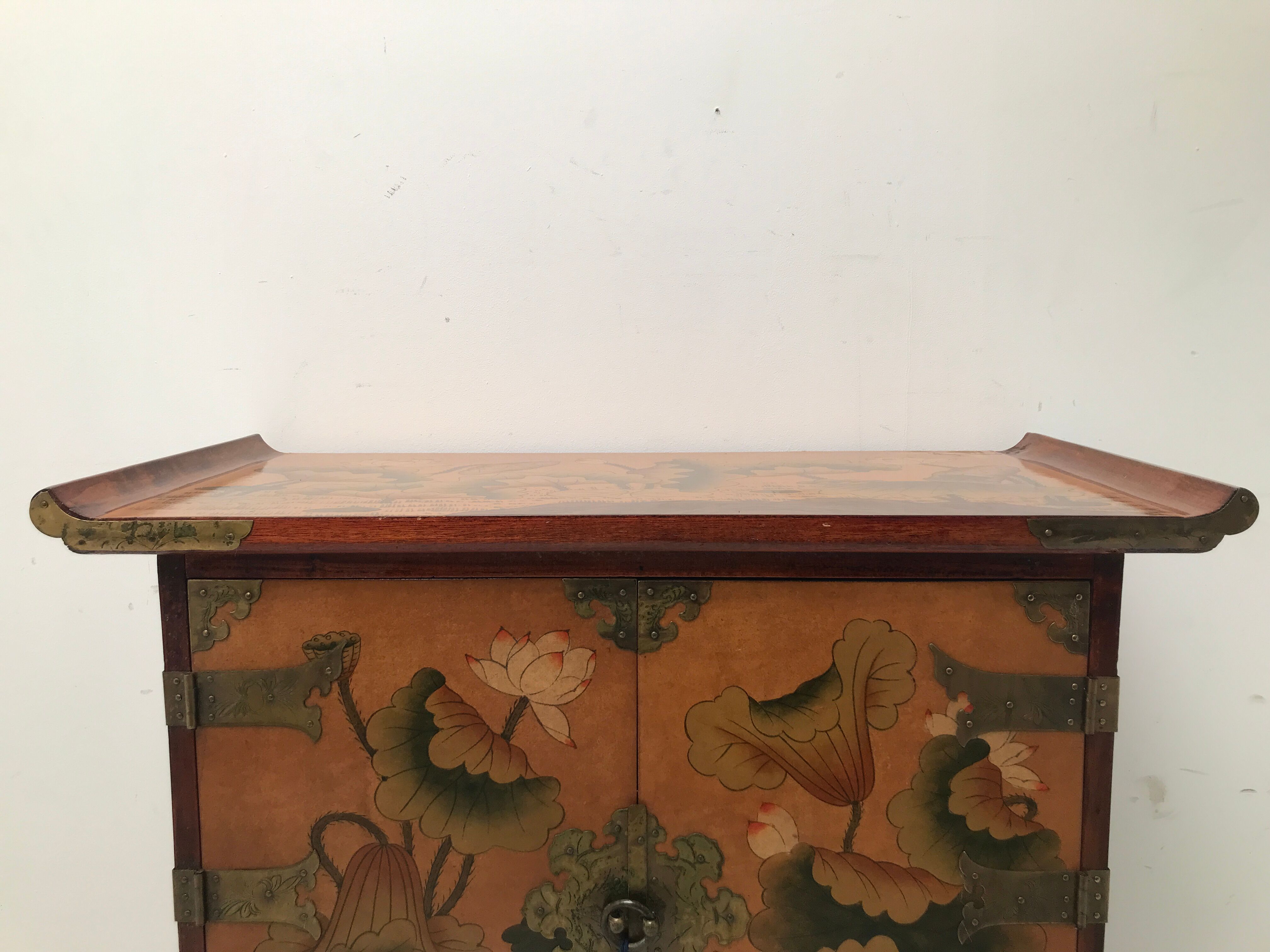 Chinese bedside table with wing top 60s-70s