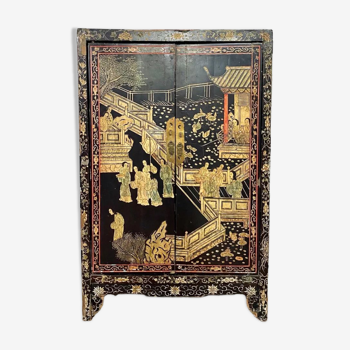 Black lacquered Chinese cabinet 19th century