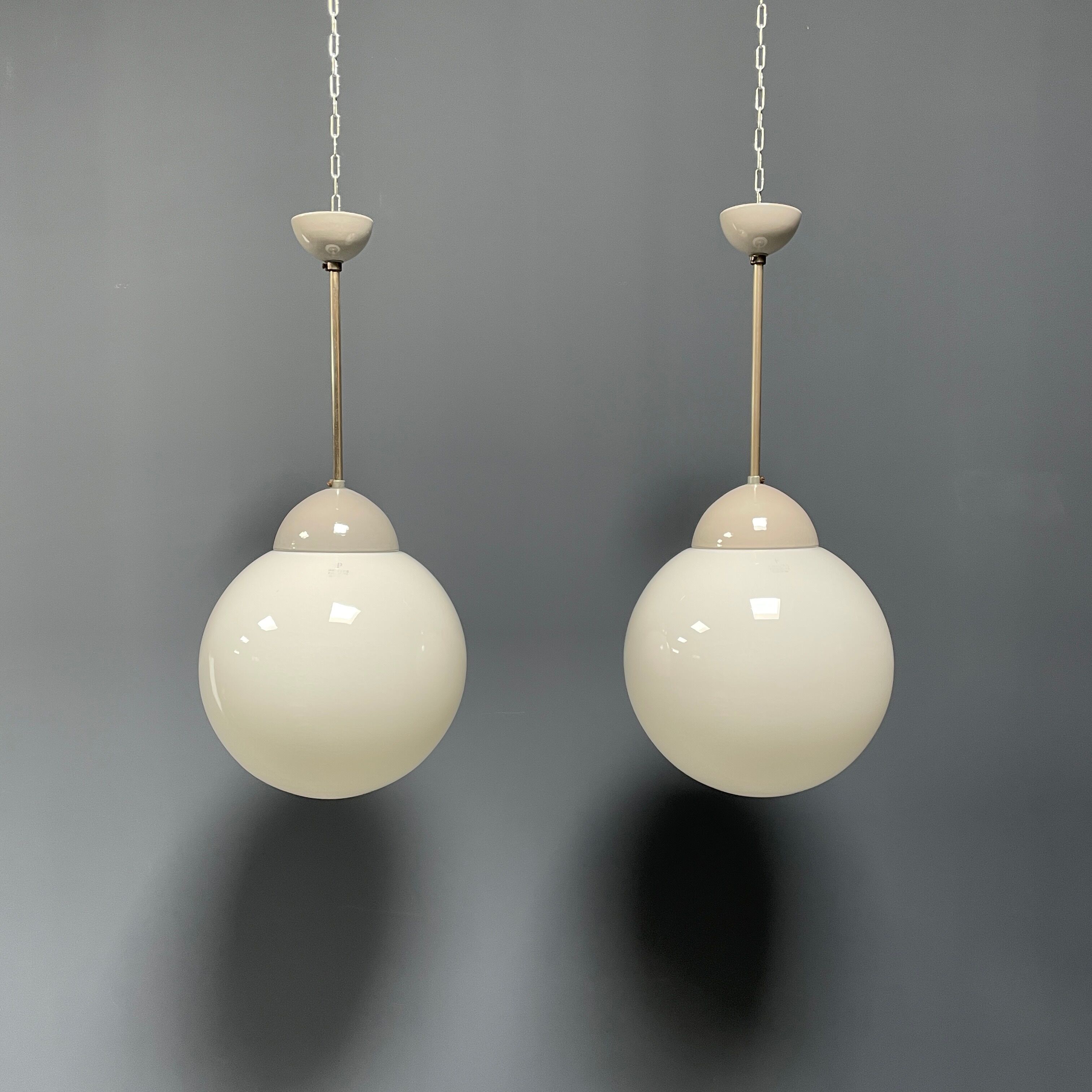 Ensemble de deux suspensions opalines Philips Phililight