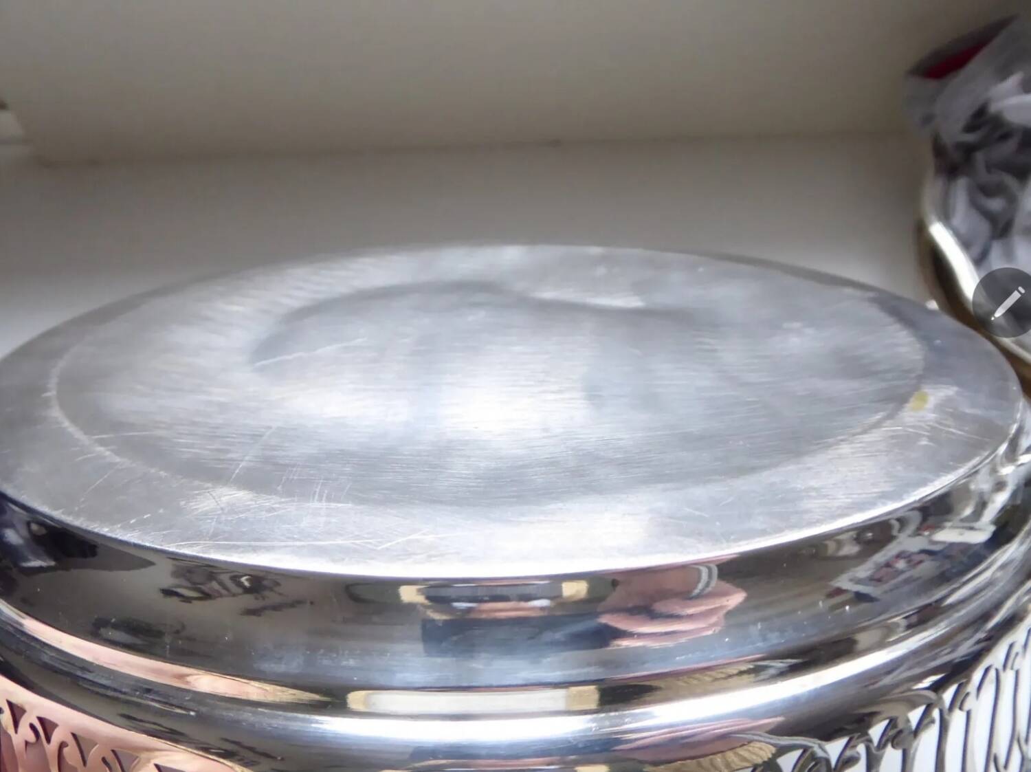 Large openwork basket in silver metal