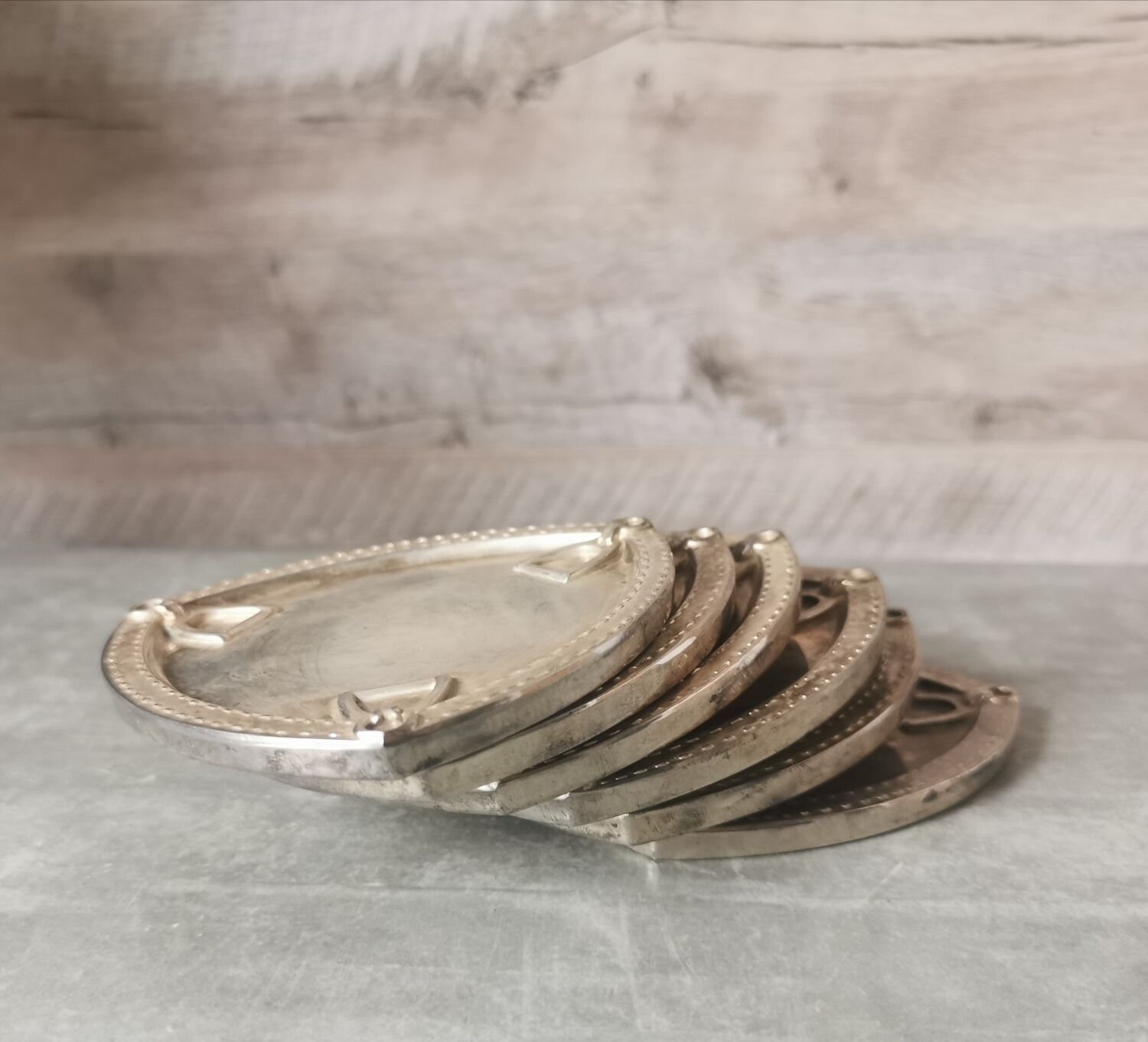 Horse-drawn coasters