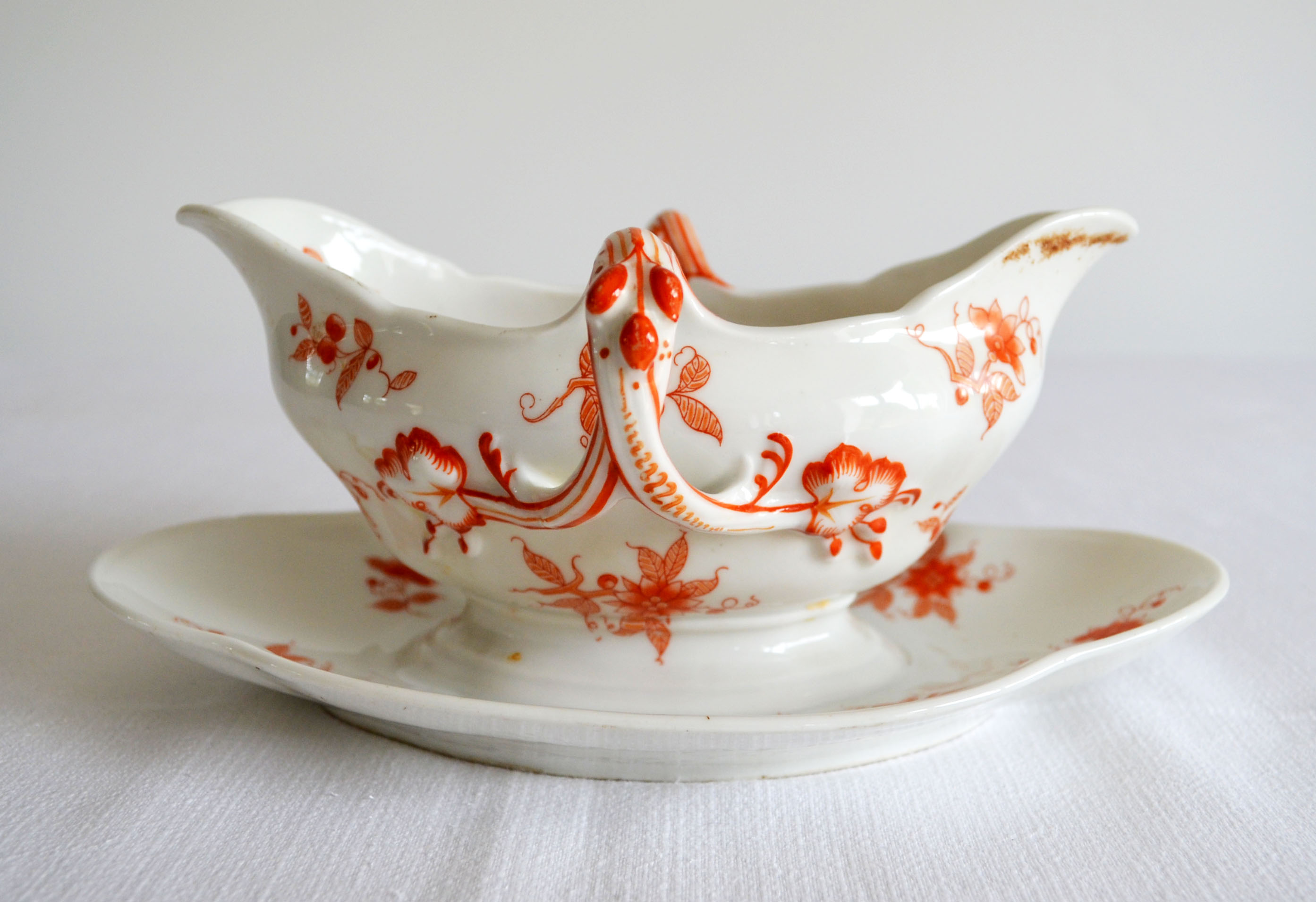 Saucière faïencerie de Sèvres