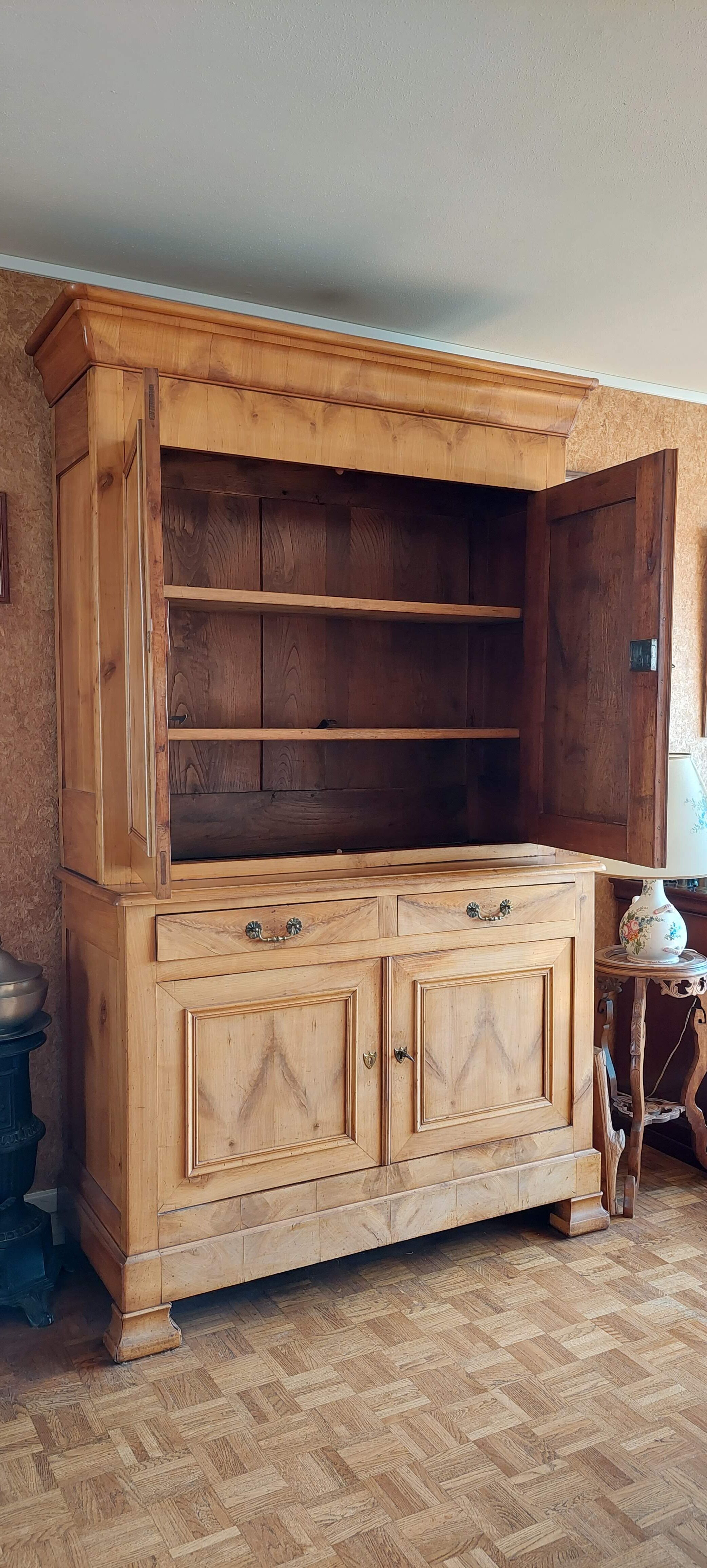 Buffet 2 body Louis Philippe Merisier massif