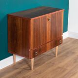 Meuble bar rétro en palissandre du milieu du siècle, buffet bas de bar