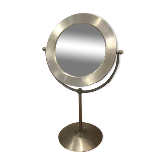 Tilting table mirror