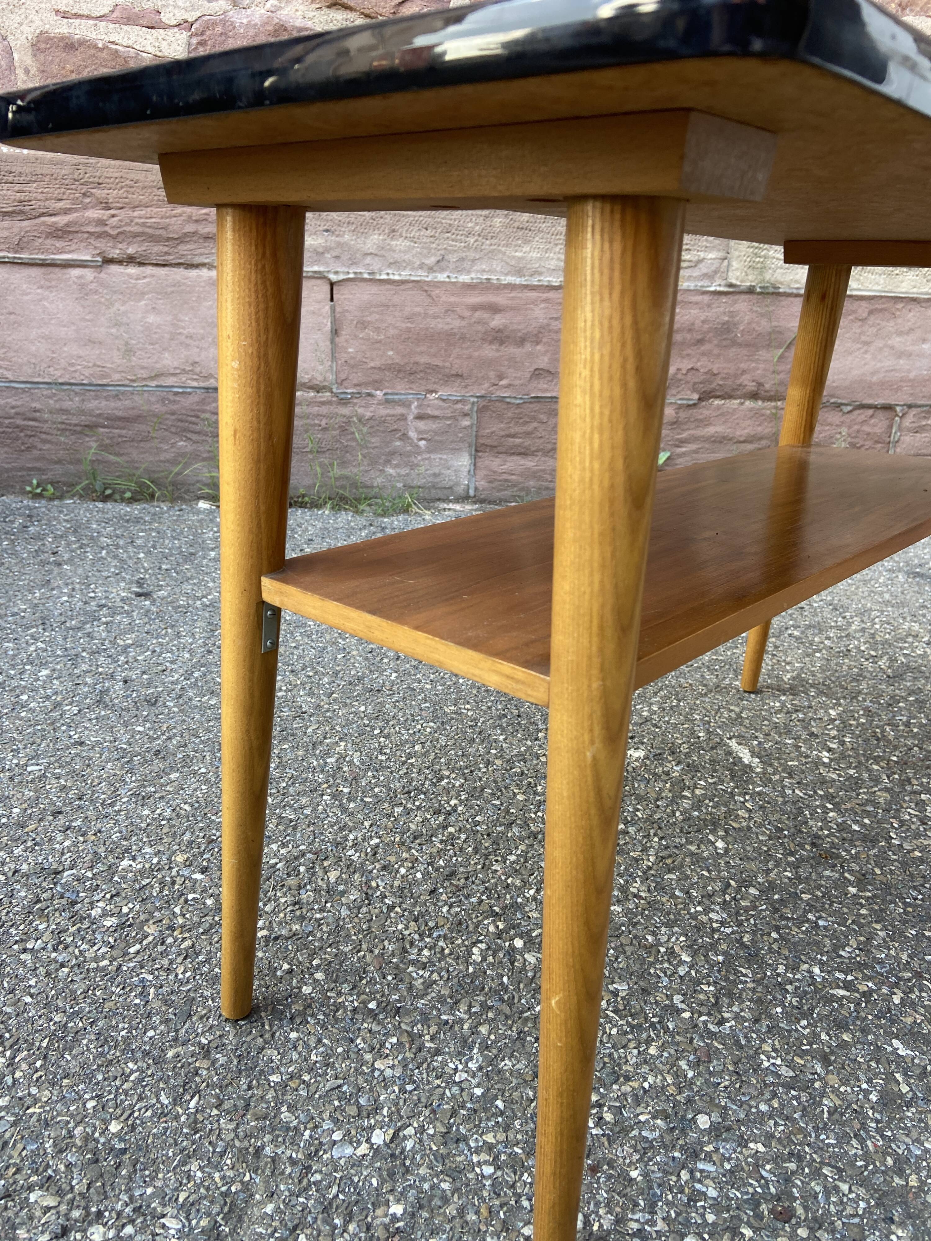 Coffee table cocktail formica