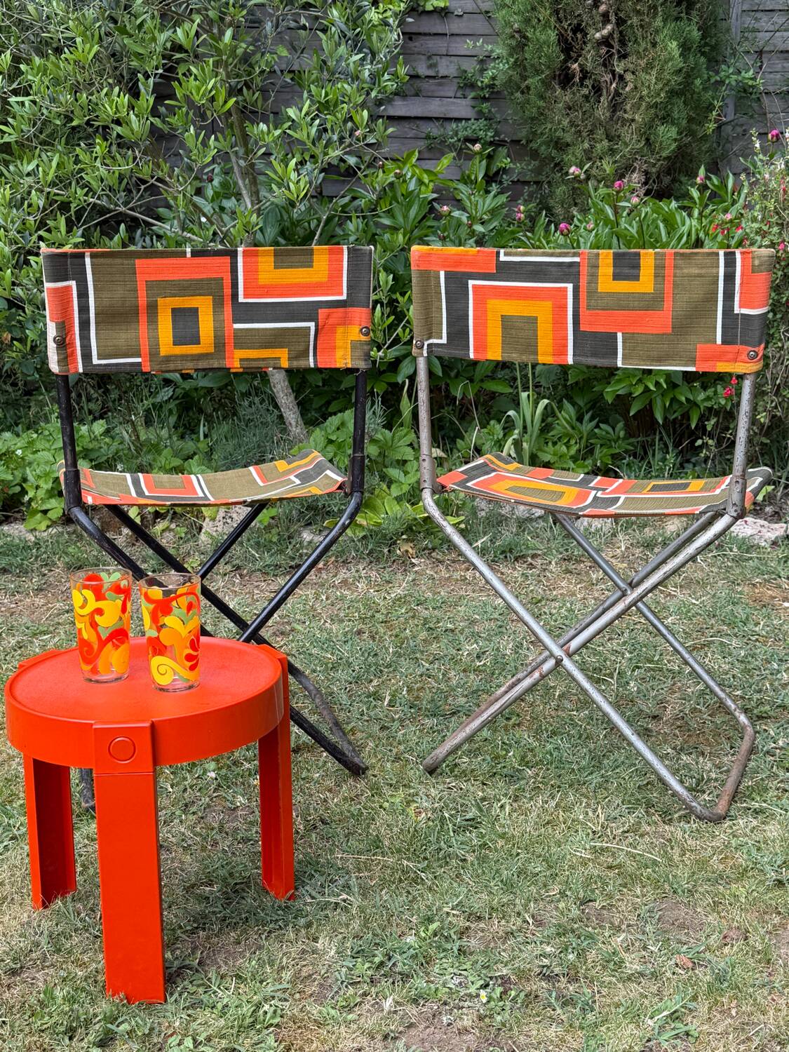 Pair of vintage folding camping chairs - BHV Paris (1970s)