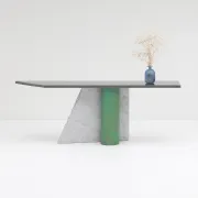 Lella et Massimo Vignelli — Console en ardoise et marbre “Ambiguità” 1983