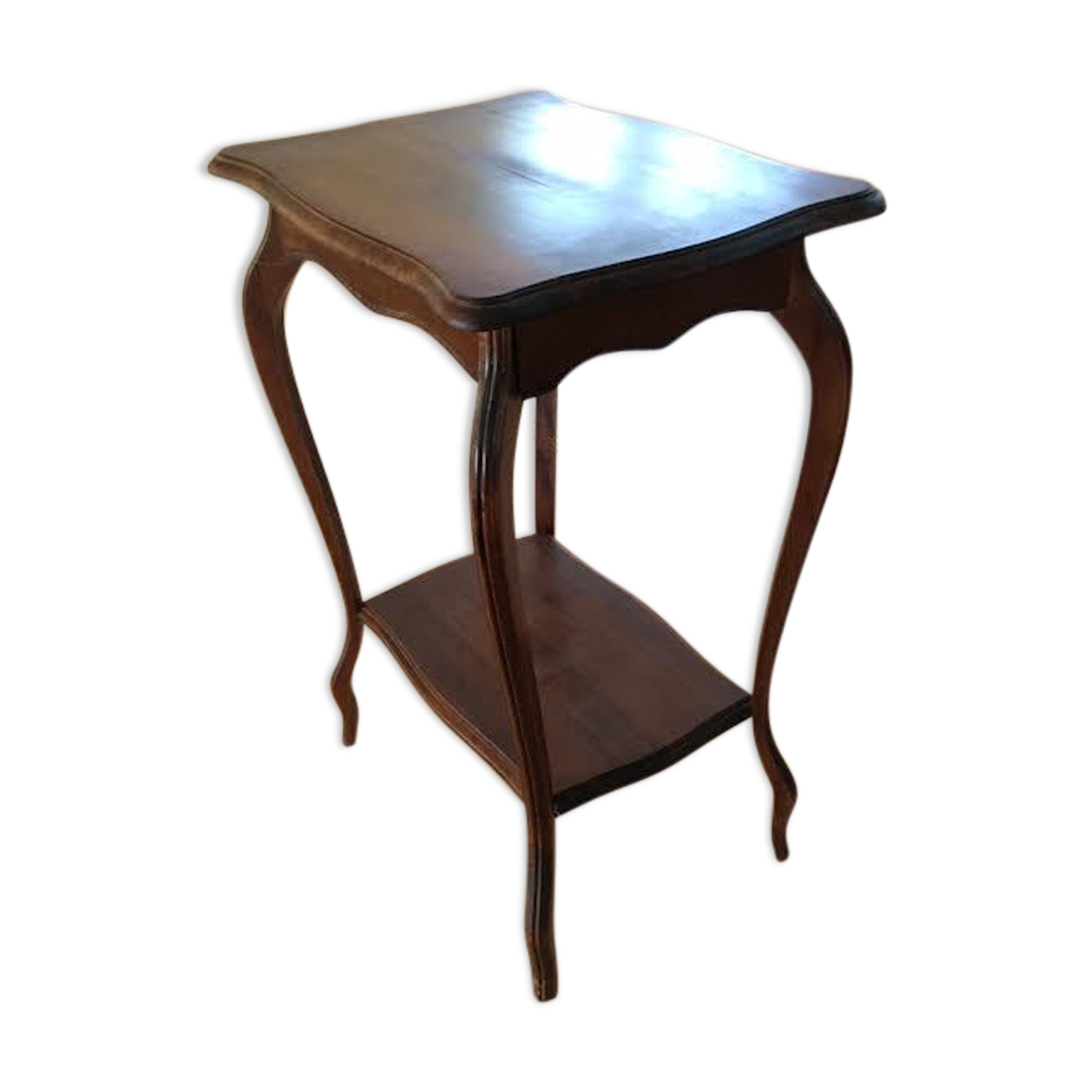 Wooden pedestal table