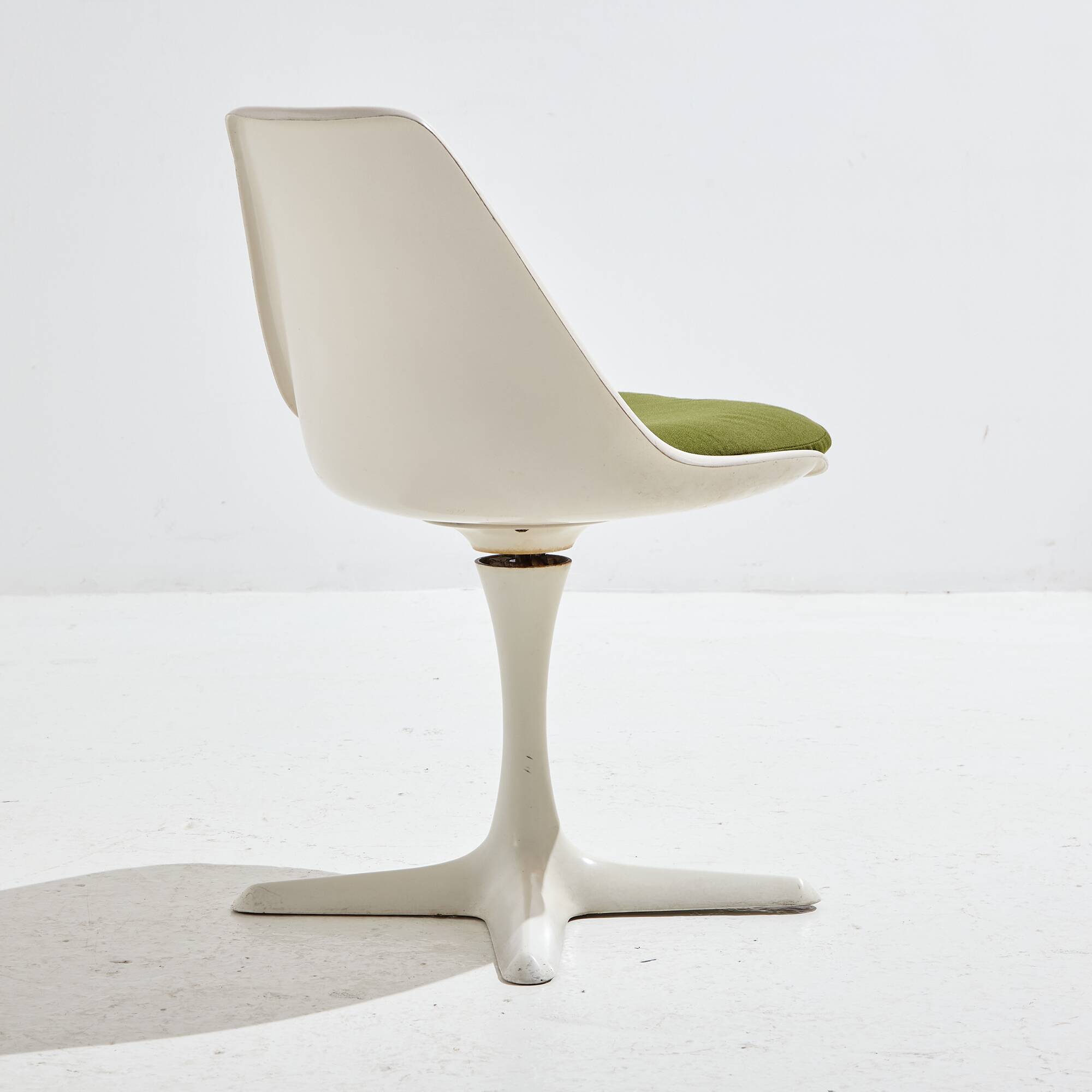 ARKANA DINING SET BY MAURICE BURKE, SET OF 7 (MK9663)