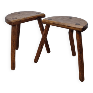 Paire de tabourets tripodes - rustiques