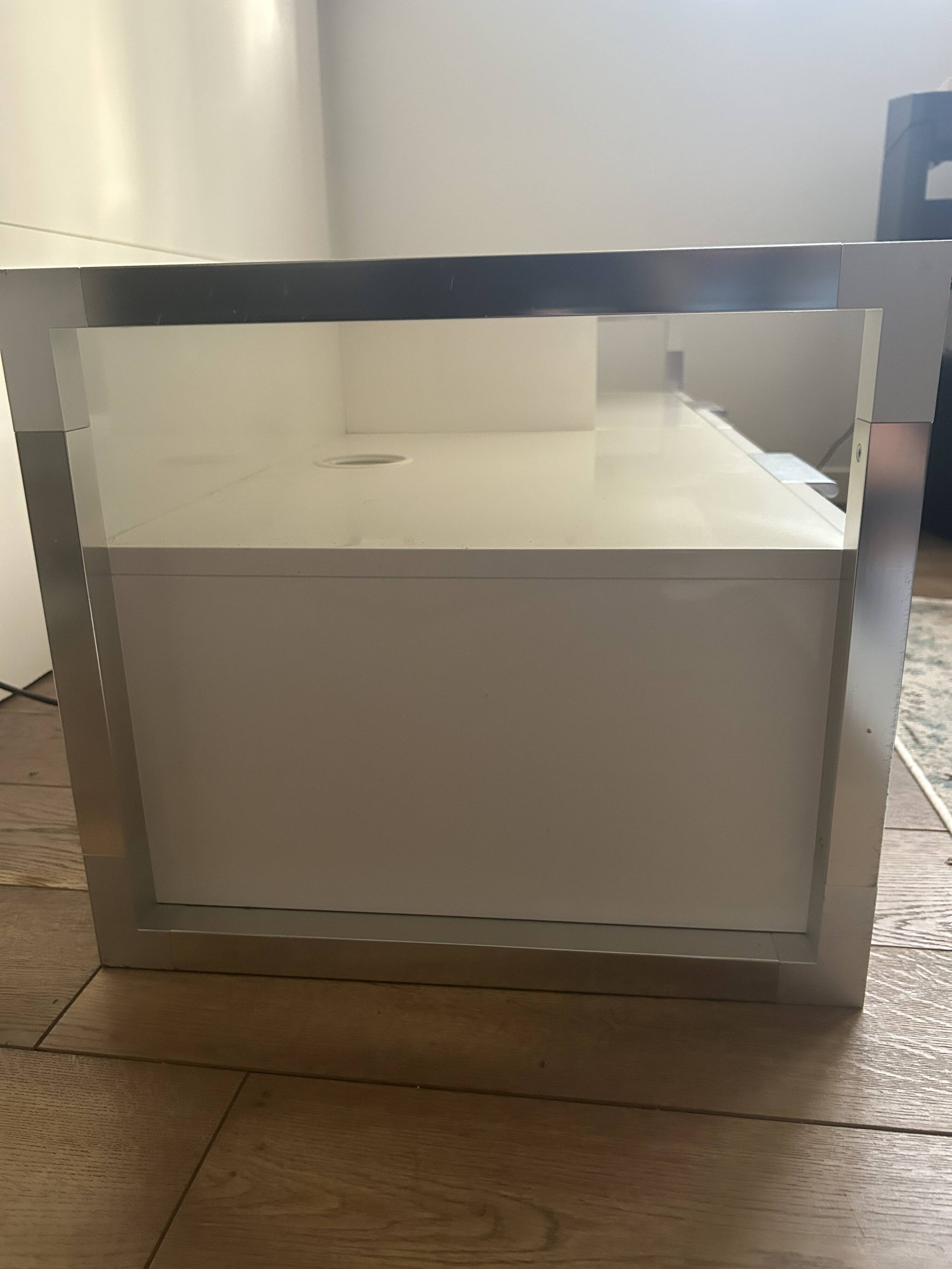 Meuble TV blanc laqué Ligne Roset