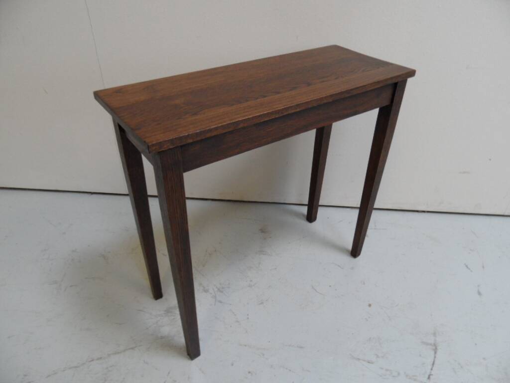 Antique oak sidetable