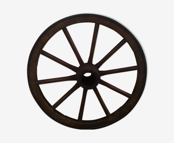Roue de charrette ancienne