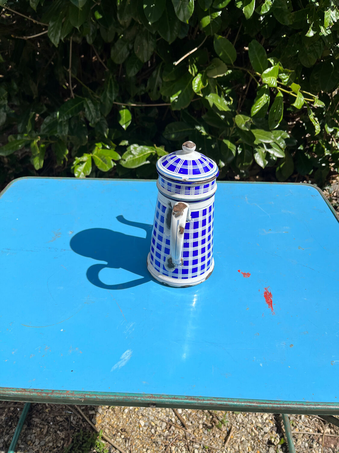 Enamelled coffee maker