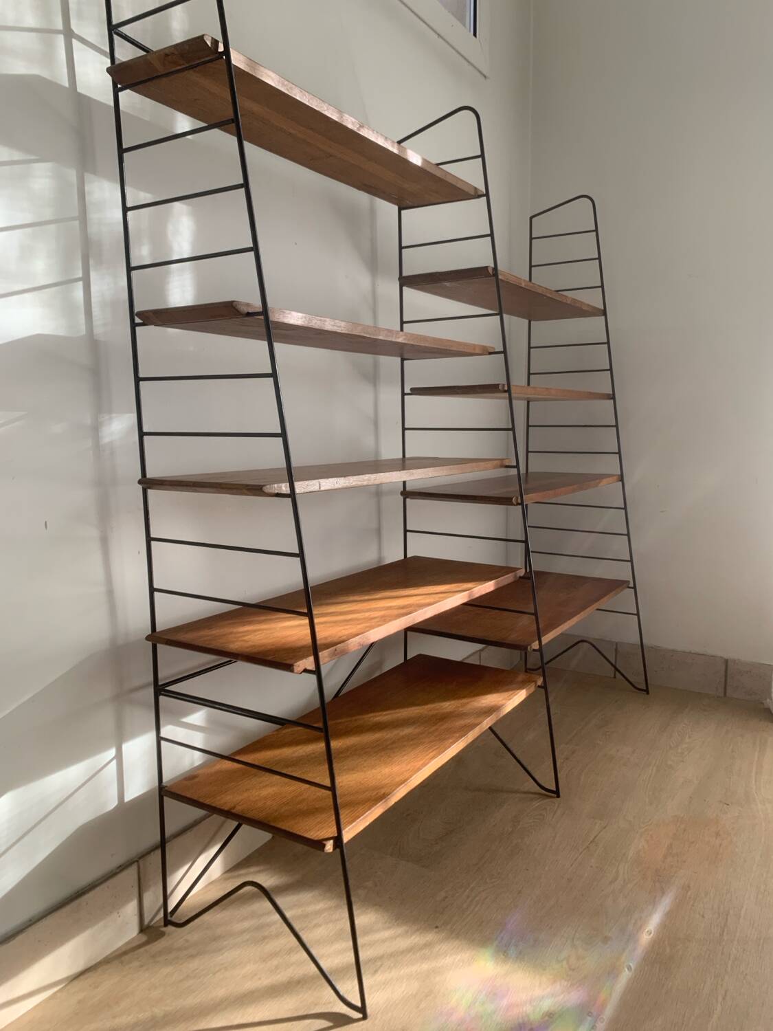 Étagère bibliothèque String