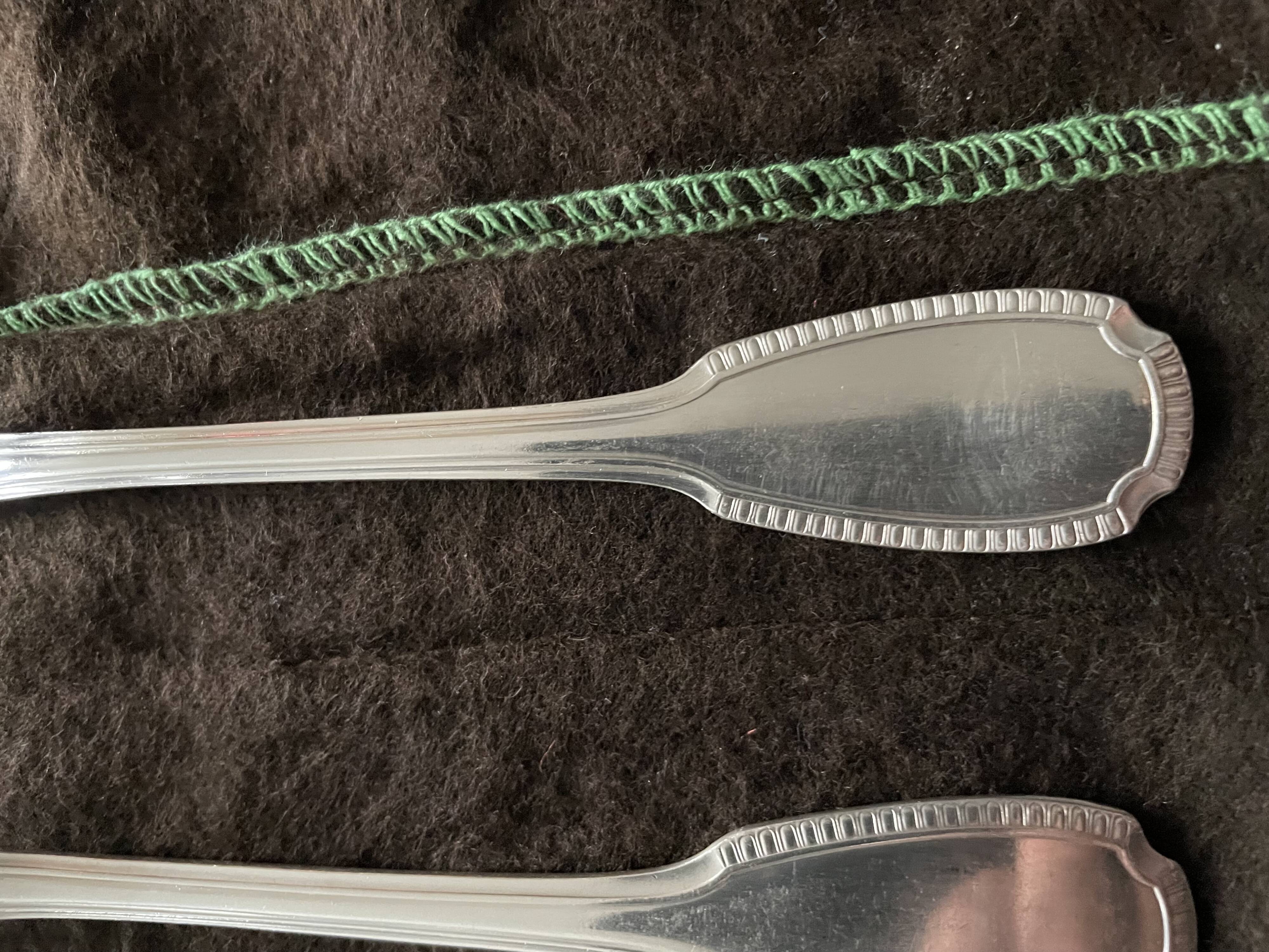 12 Christofle forks and 12 knives – Silver plated