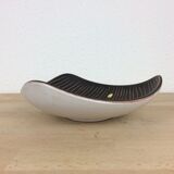 Empty cut trilobed ceramic pocket from the 50s